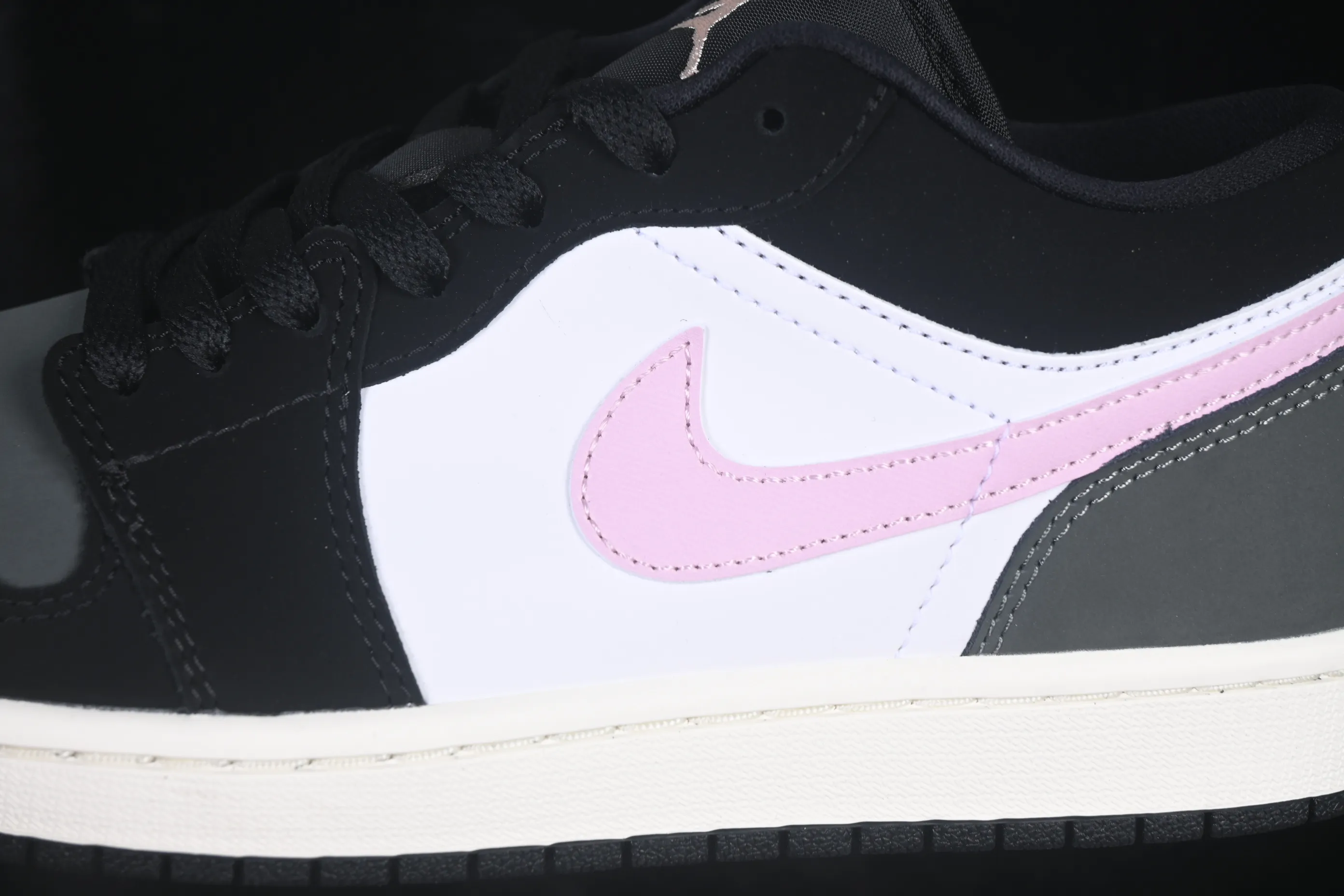 All categories Air Jordan Jordan series basketball shoes Air Jordan 1 Low G version pure original Air Jordan 1 Low AJ1 Joe 1 black gray purple low-top retro culture basketball shoes II3788-003